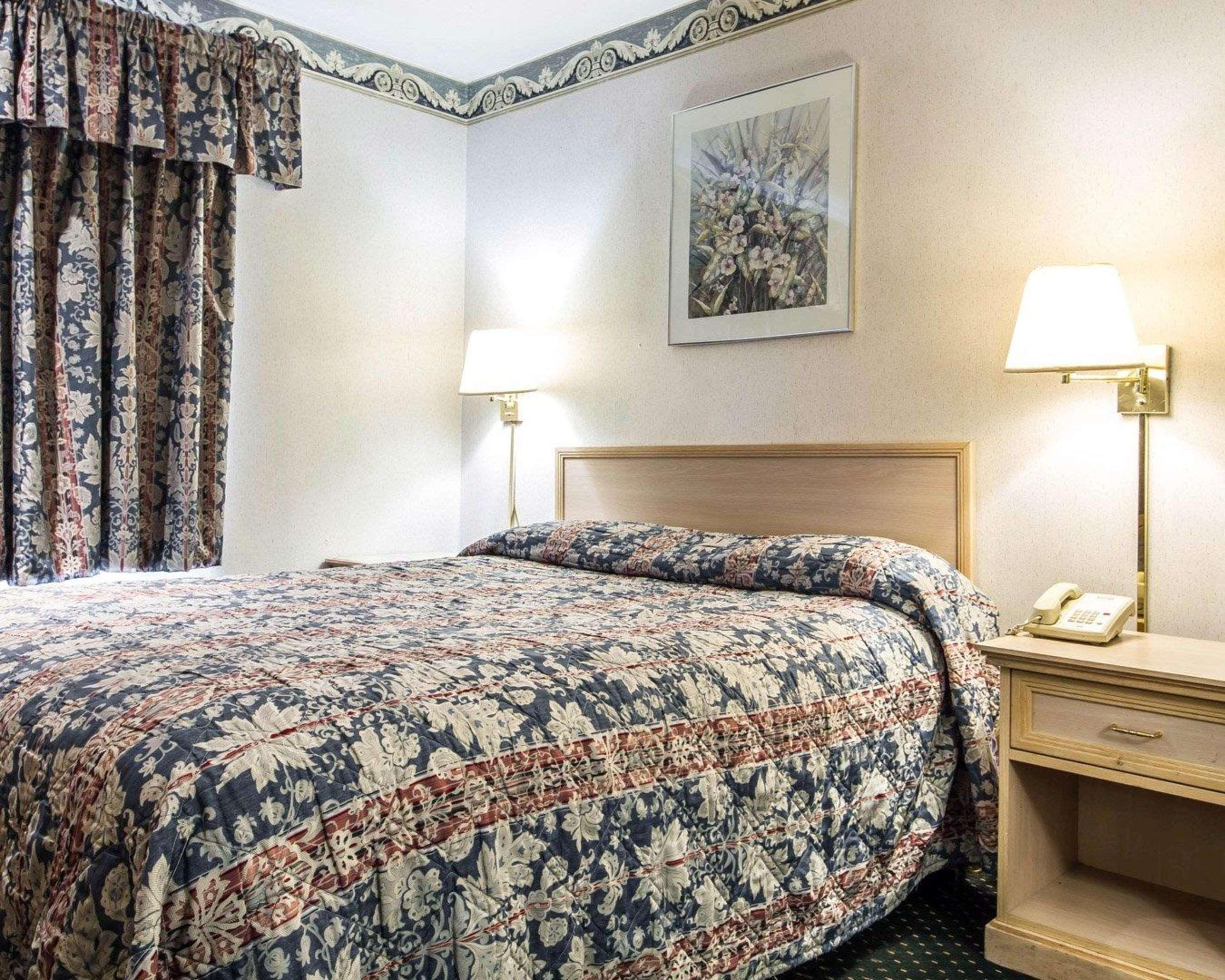 Rodeway Inn Monterey Near Fairgrounds Kültér fotó