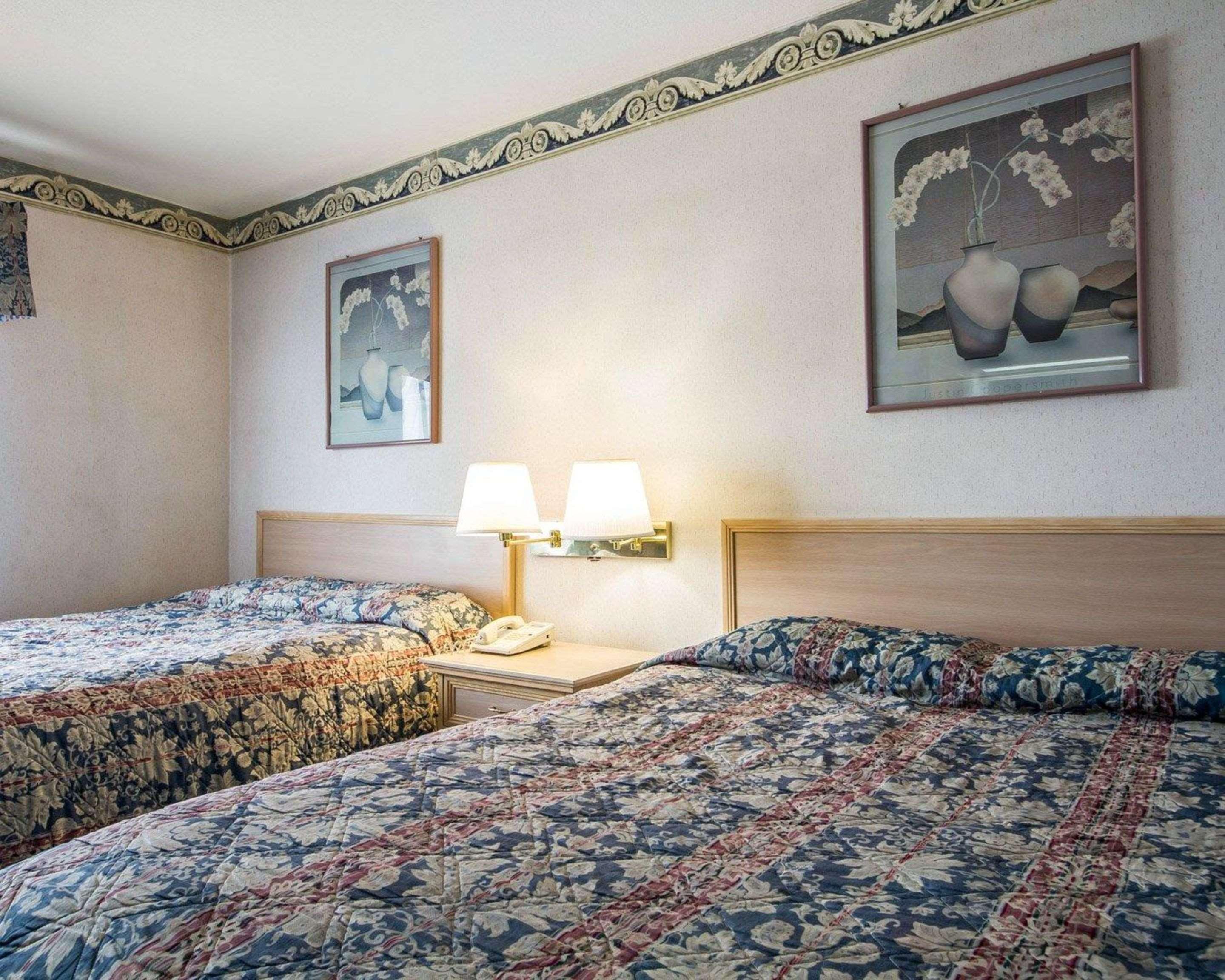 Rodeway Inn Monterey Near Fairgrounds Kültér fotó